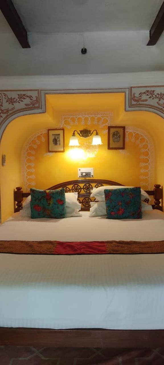 Deogarh Mahal Hotel Devgarh  Bagian luar foto