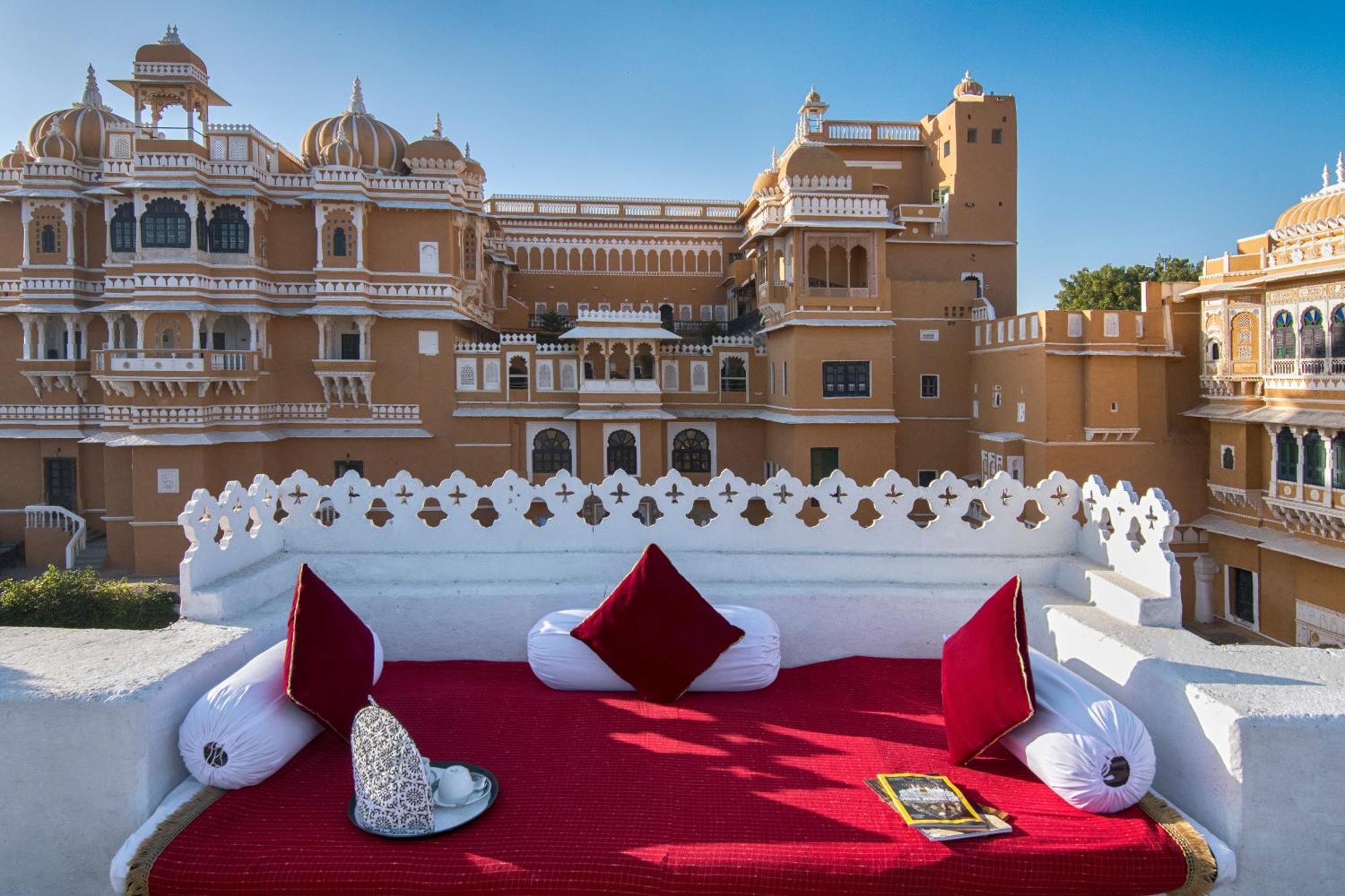 Deogarh Mahal Hotel Devgarh  Bagian luar foto