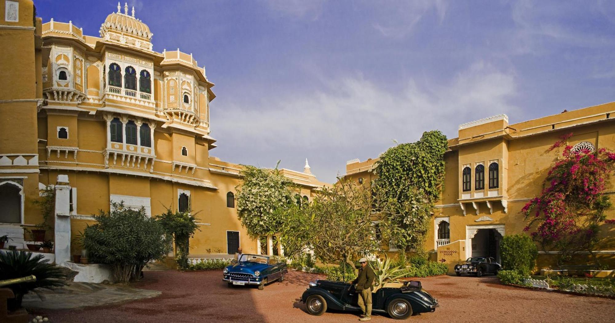 Deogarh Mahal Hotel Devgarh  Bagian luar foto